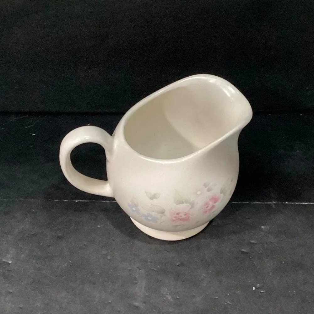 Pfaltzgraff Tea Rose‎ Creamer, Stoneware Floral Pitcher, Tableware, Cottagecore